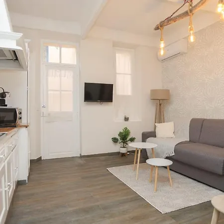 Apartment Immogroom - 5min From The - Suquet - Terrace